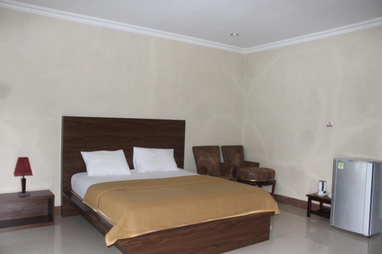 Nirwana Buton Villa Baubau Bagian luar foto